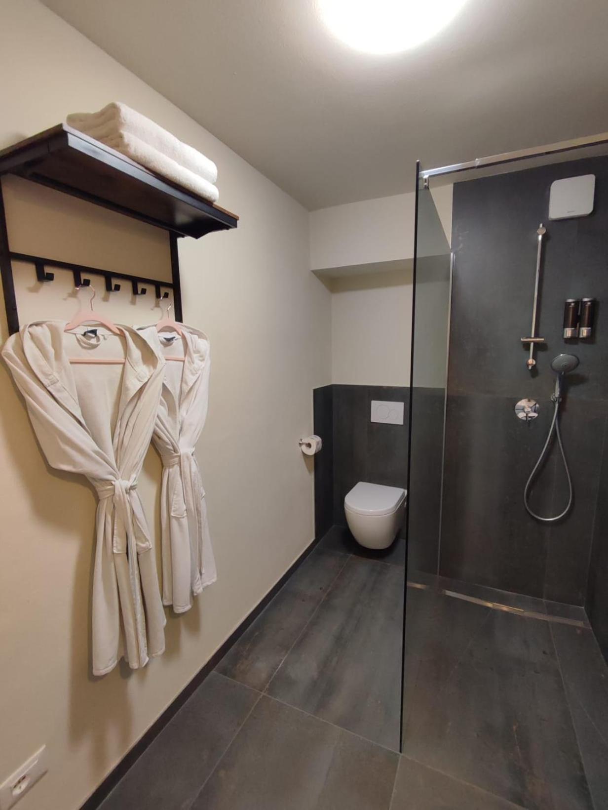 Casa Vacanze Bella-Host By Foresteria Bergamo Bella Luaran gambar